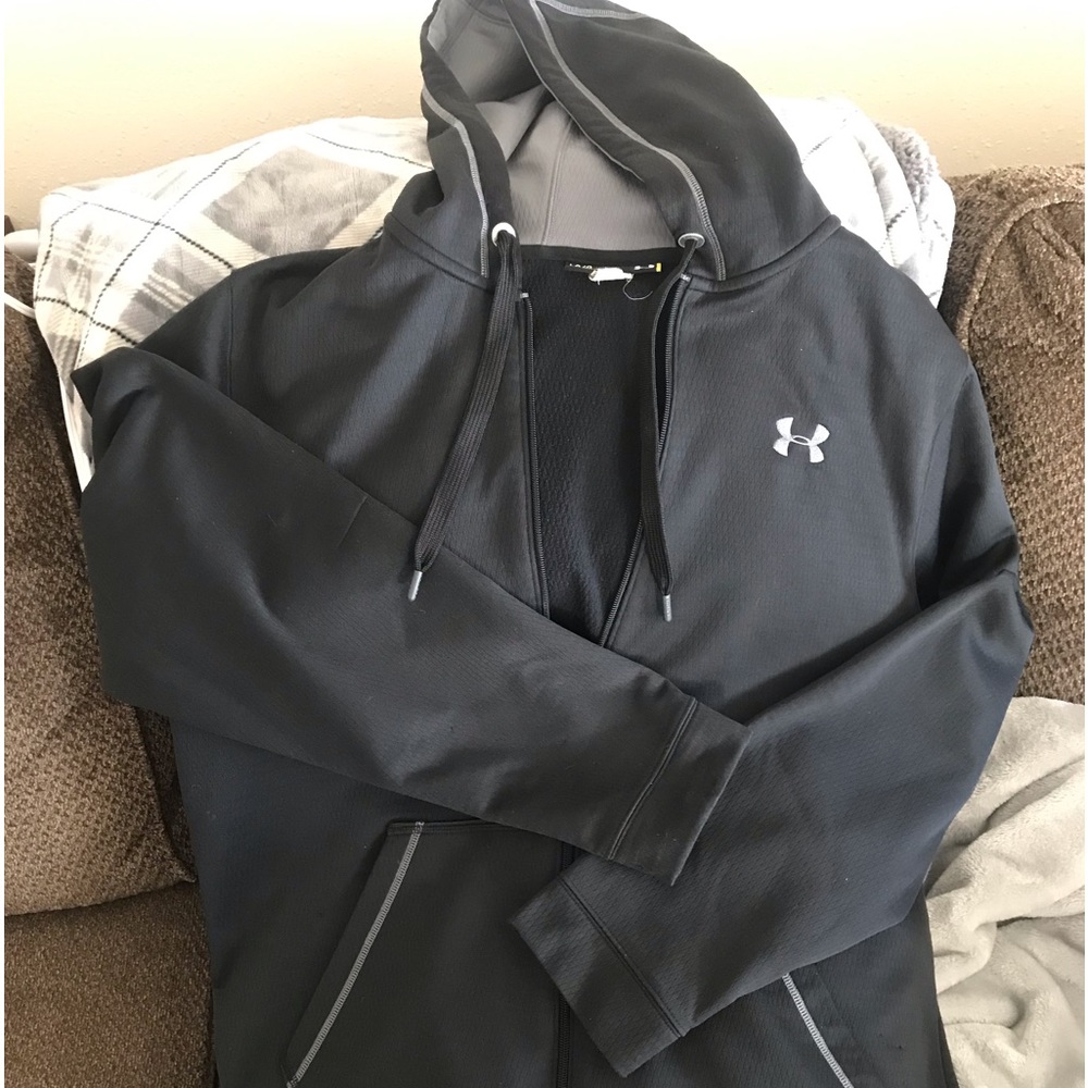 Mens Under Armour large black zip up hoodie sweatshirt
